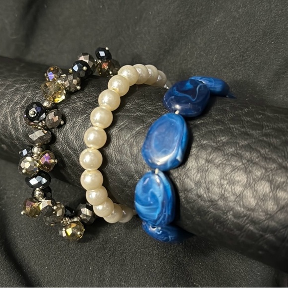 Set of 3 bracelets! Wear together or separately in any combination. - Picture 7 of 8